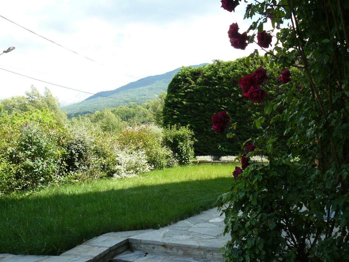 Appartement Dans Maison Entre Savines Et Embrun Crots Exteriör bild